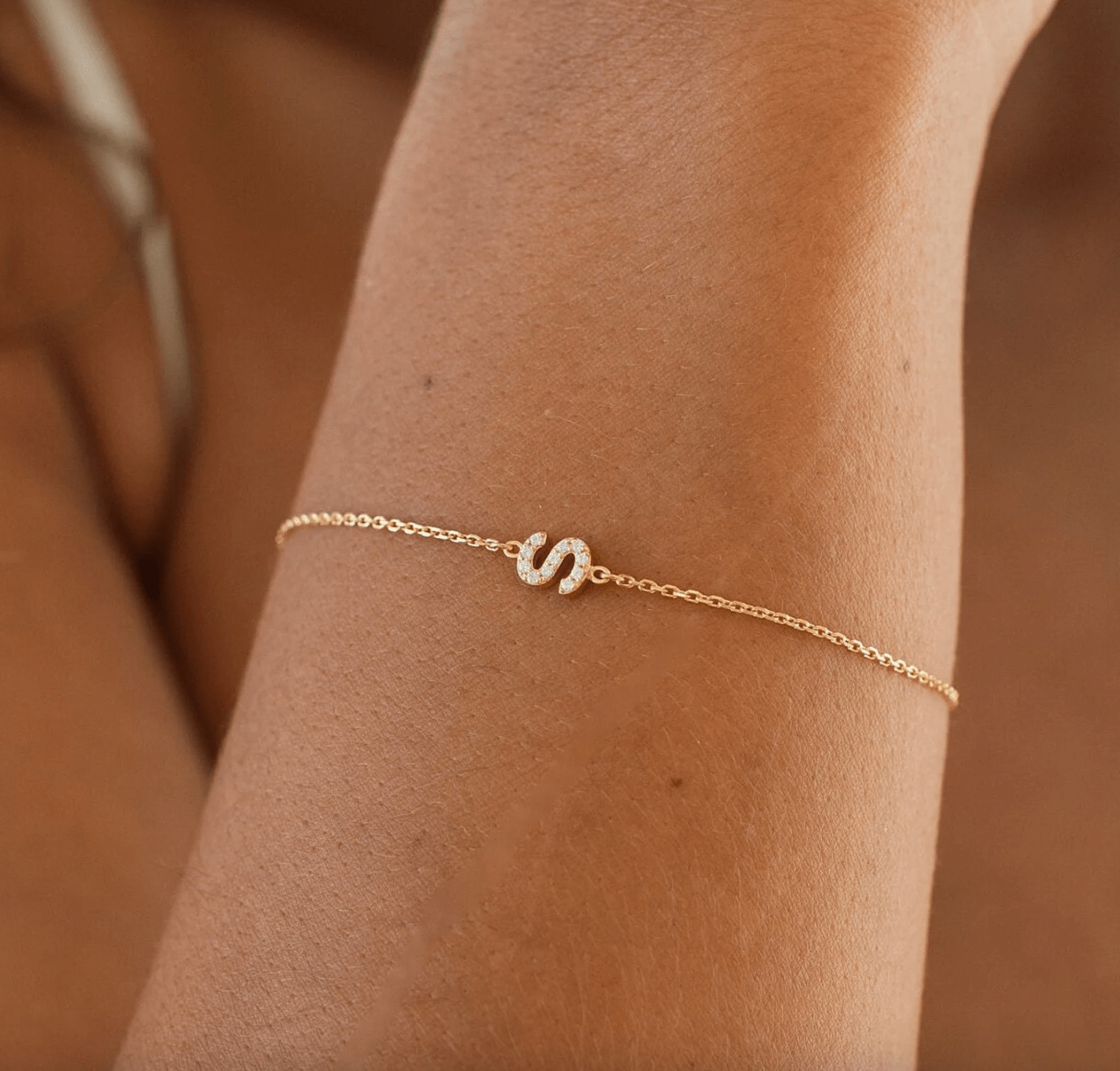 Dainty Elmaso Initial Bracelet